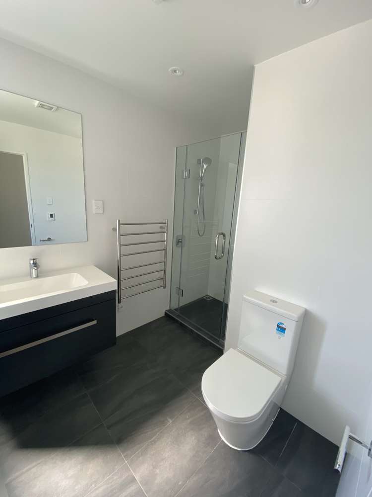 1 Henry Lloyd Place Silverdale_18