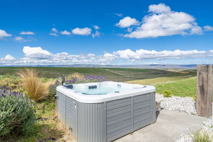 51 Pihoihoi Road Waikerikeri_16