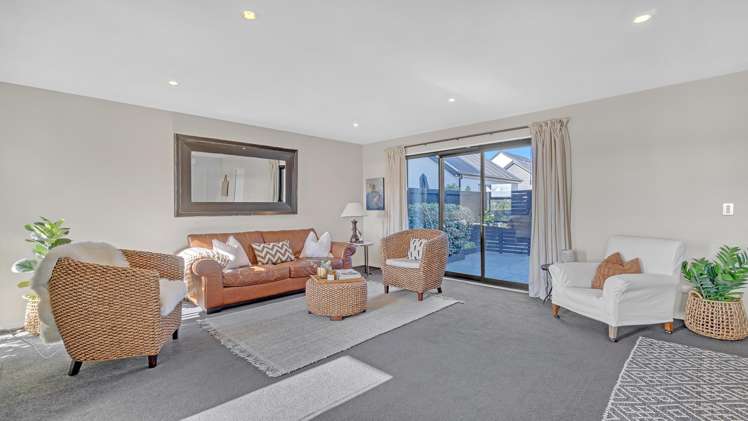 27d Lakeside Drive Pegasus_7