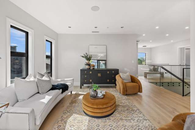 7 Halcyon Bay Lane Orewa_2
