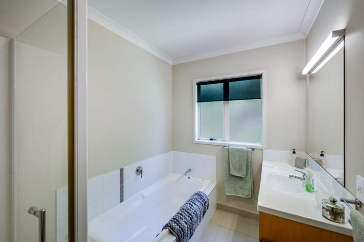 17 Blythfield Place Taradale_16