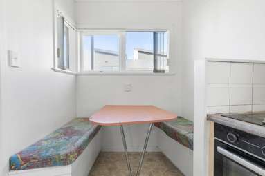 40A Tiroroa Avenue_3