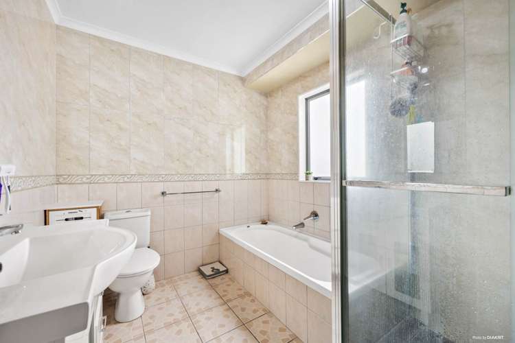 11a Seddon Avenue Papatoetoe_12