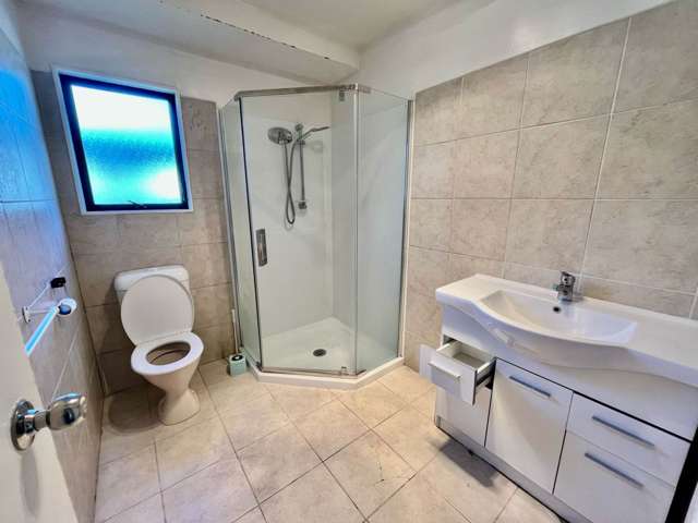 69A Gray Avenue Mangere East_4