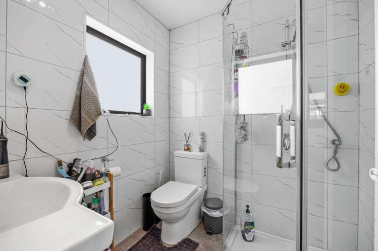 6 Te Hiko Way Mangere_17