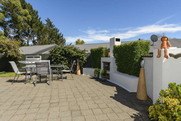 61 Stableford Drive Pyes Pa_18