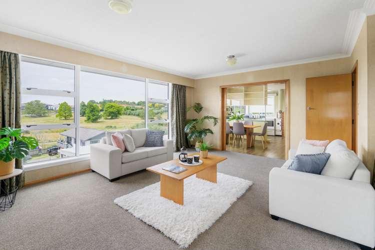 56 Acacia Crescent Glenview_2