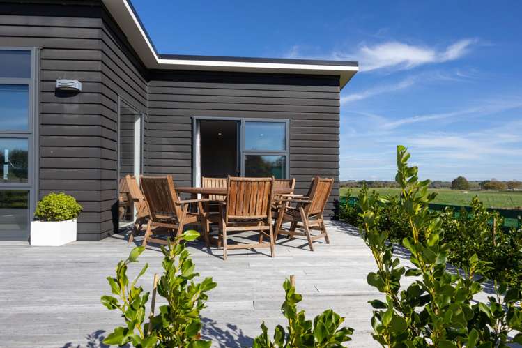 567 Lethbridge Road Halcombe_22