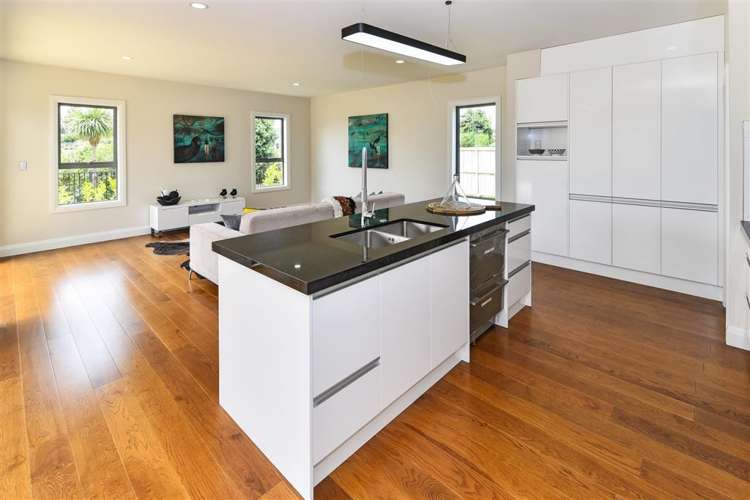 7 Portofino Point Karaka_5