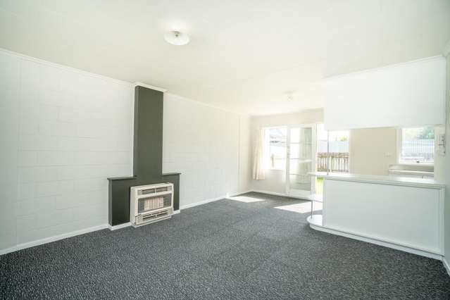 4/3 Seddon Street Takaro_2