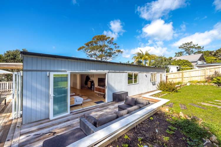 52 Calais Terrace Ostend_11