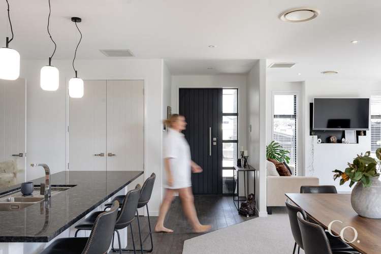 51 Kahuparere Crescent Pyes Pa_10