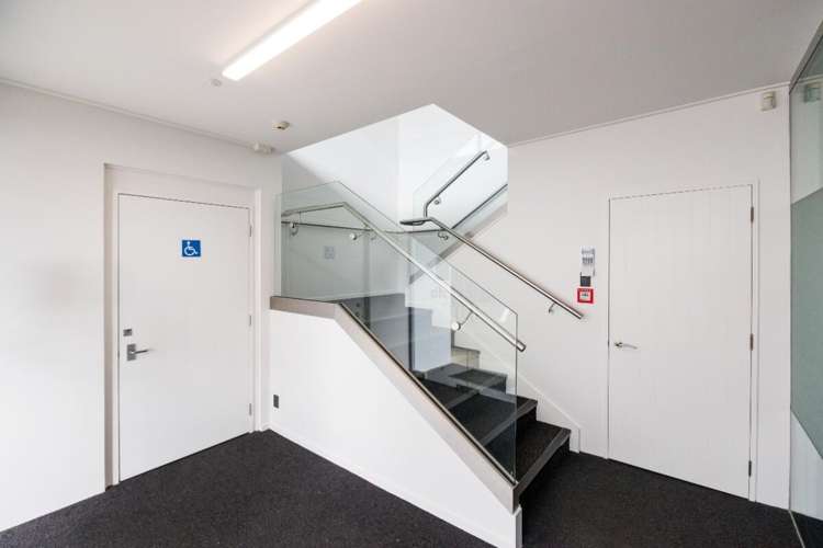 656 Tremaine Avenue Milson_7