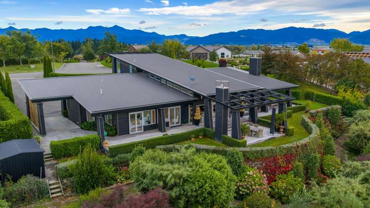 105 Marlborough Ridge Drive Fairhall_3