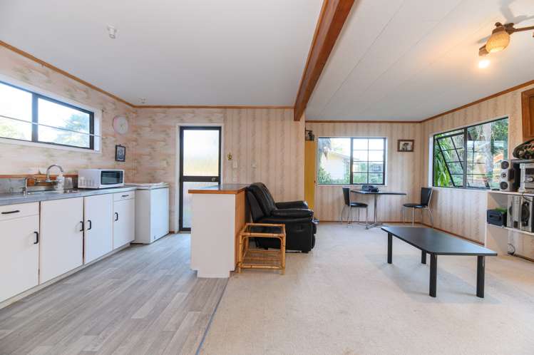 42 Atkinson Road Titirangi_9