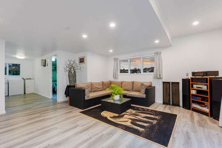 26 Squirrel Lane Browns Bay_20