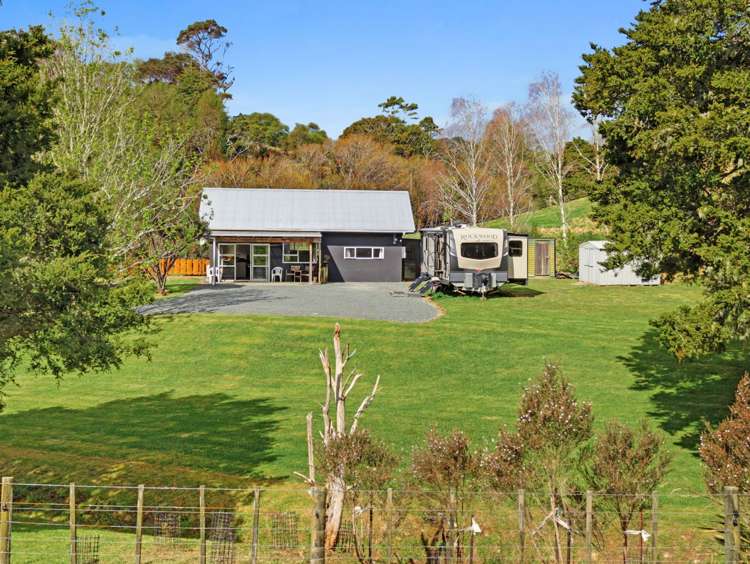 595 Weranui Road Puhoi_9