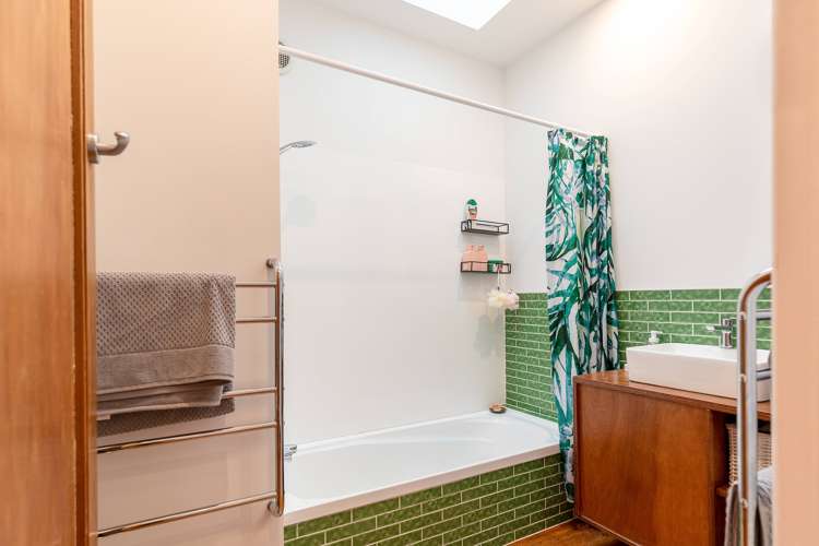 6 Carlton Street Melrose_15