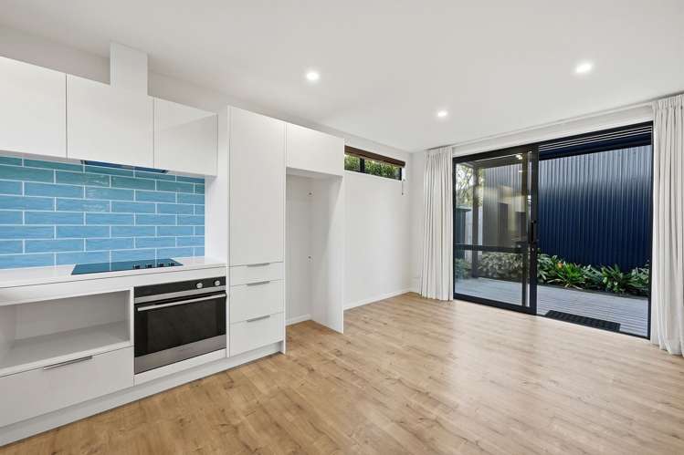 59A The Circle Manly_12
