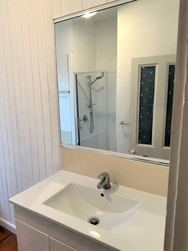 697 Mount Albert Road Royal Oak_17