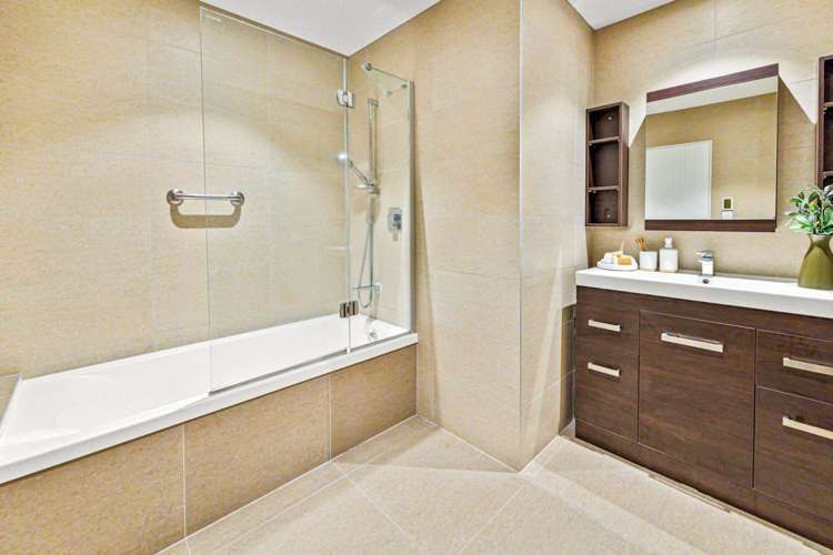 4 Terry Street Blockhouse Bay_16