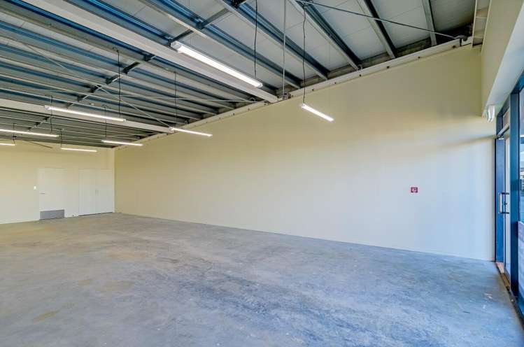 747 Massey Road Mangere_4