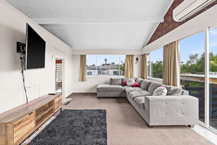 51 Riverbend Road Onekawa_8