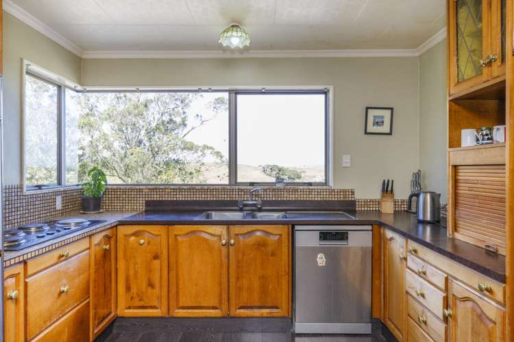 52 James Road Halcombe_14