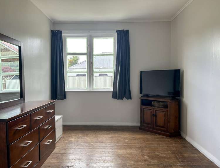 4 Plaskett Street Reefton_7