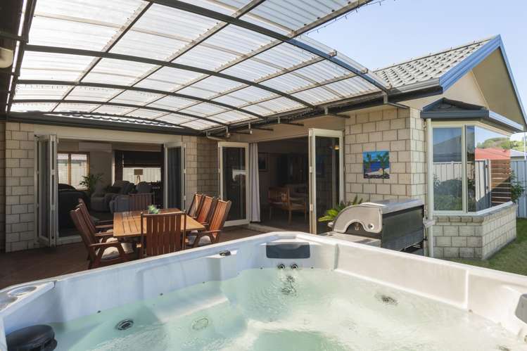 20 Margaret Place Lytton West_38
