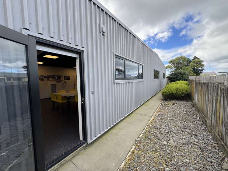 8 Girven Road Mt Maunganui_13