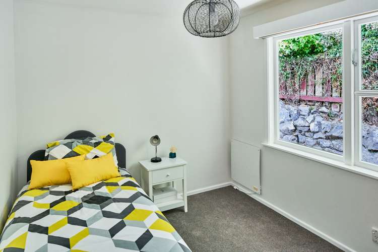 78 Grays Road Camborne_11