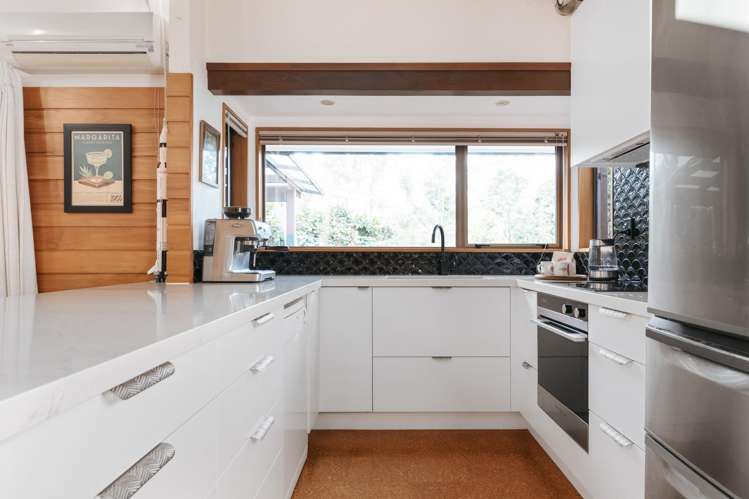 18 Fairmont Terrace Otumoetai_7