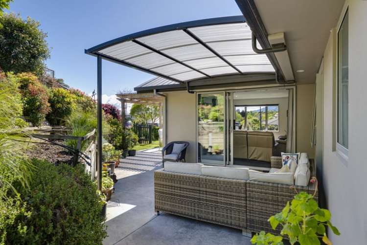 77 Washbourn Drive Richmond_15