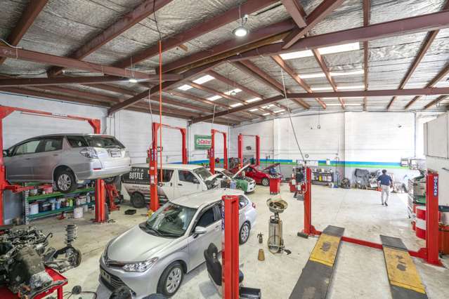 Units 2, 3 and 4/49 Plunket Avenue Papatoetoe_2