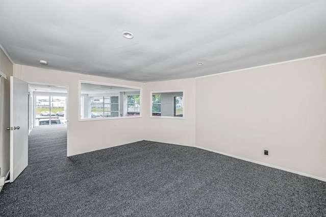 99 Station Road Penrose_4