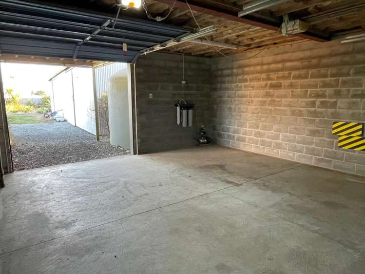  1921 Parewanui Road Tangimoana_11