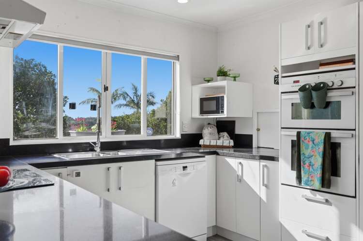 27 Westminster Gardens Unsworth Heights_2