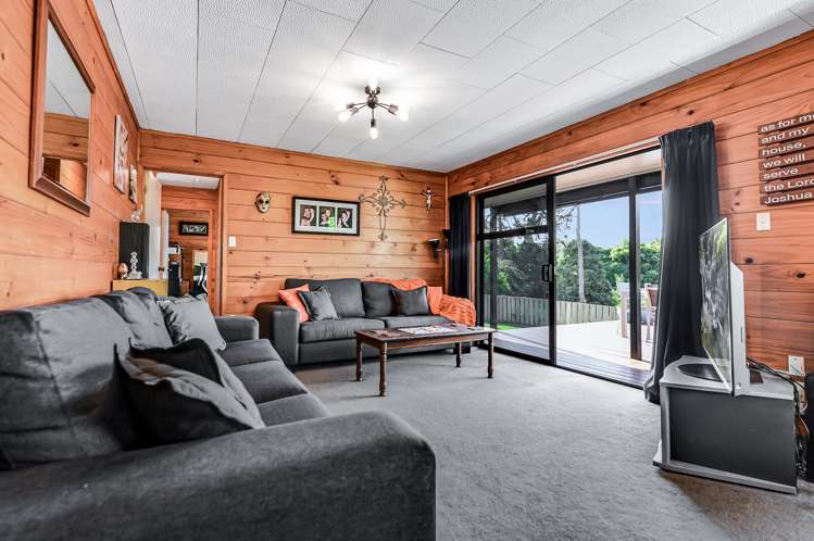 50 Tomin Road Glenview_7