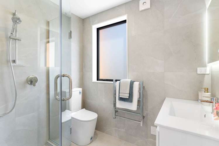 14f Benders Avenue Hillcrest_14