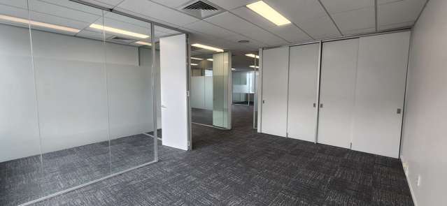 4/33 Apollo Drive Albany_1