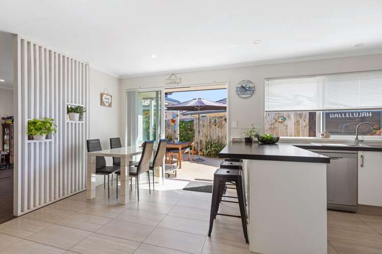 24 Leet Crescent Papamoa_9