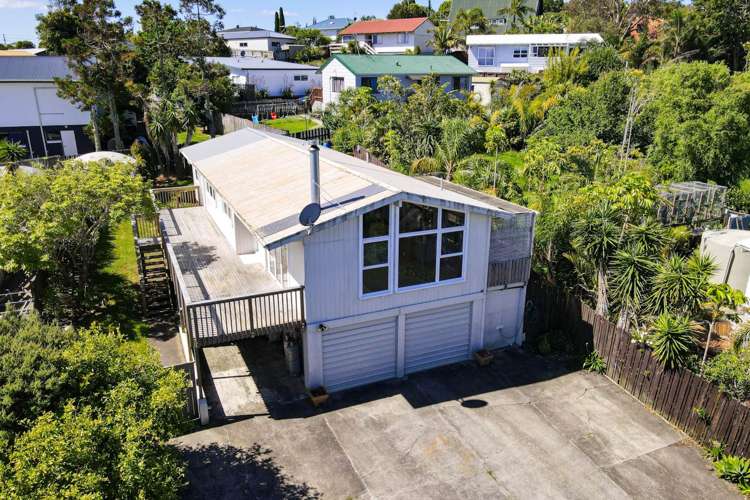 58 Brian Crescent Stanmore Bay_2