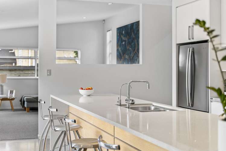 3 Dressage Lane Greenhithe_11