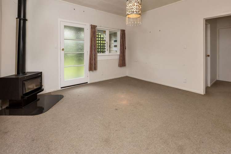 1 Buchanan Street Hikurangi_7