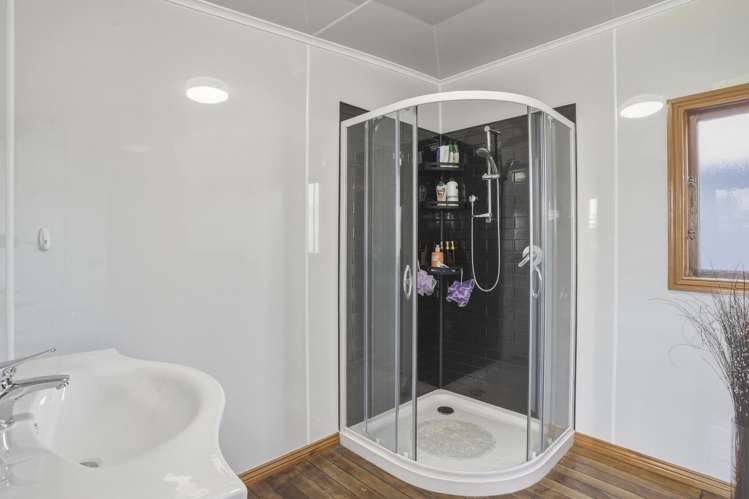 23 Chaucer Street Milton_12