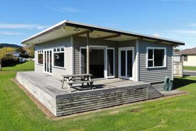 12 Flame Tree Lane_4