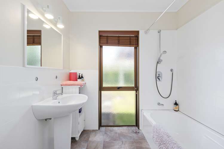 7 Koromiko Place Waiuku_16