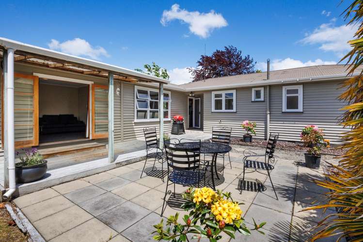 367 Botanical Road West End_13