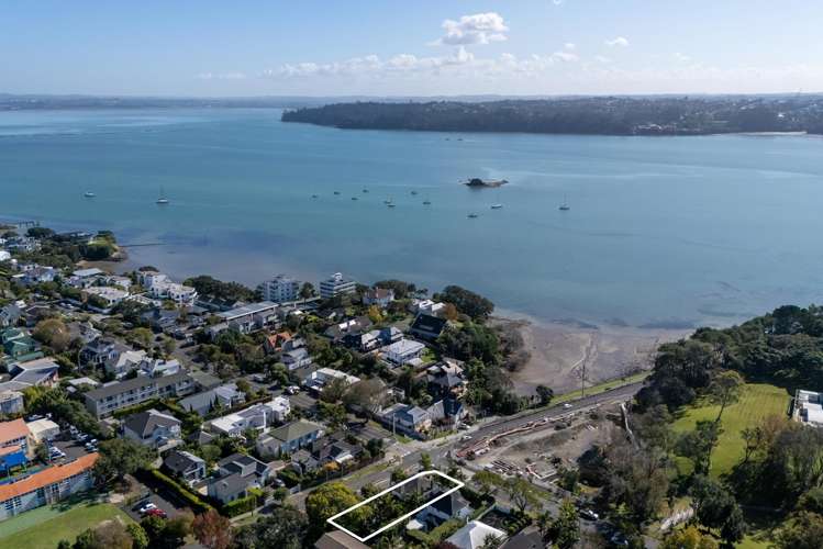 30 Sarsfield Street_5